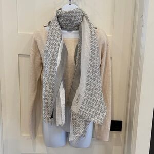 Guess Monogram Gray and White Scarf